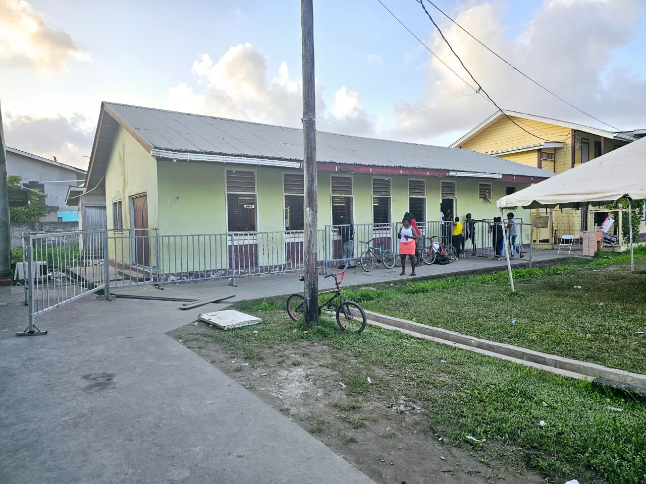 Turning $100,000 into opportunity: Mocha residents investing in business