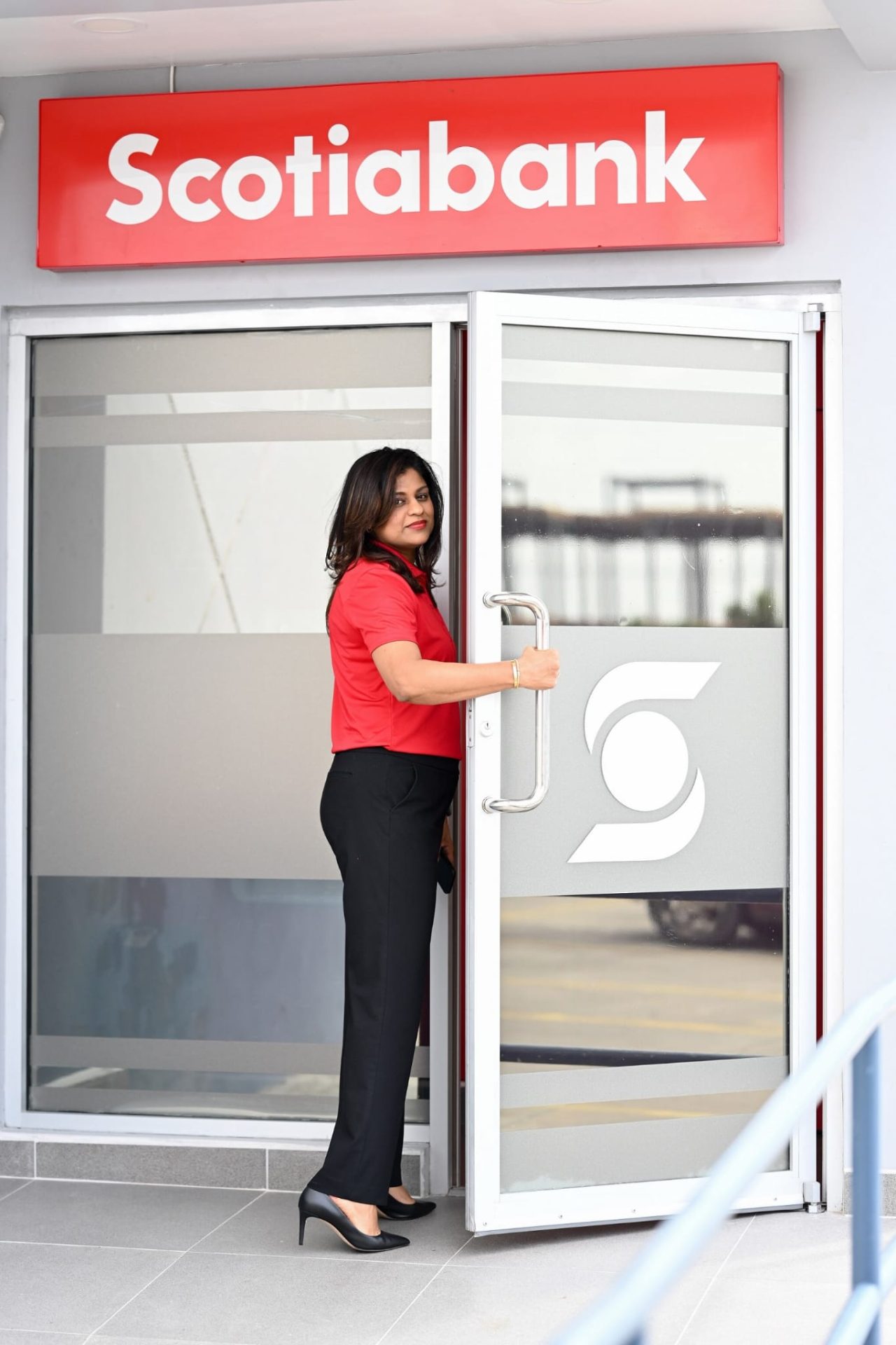 New Scotia Bank ATM opens at MovieTowne Mall