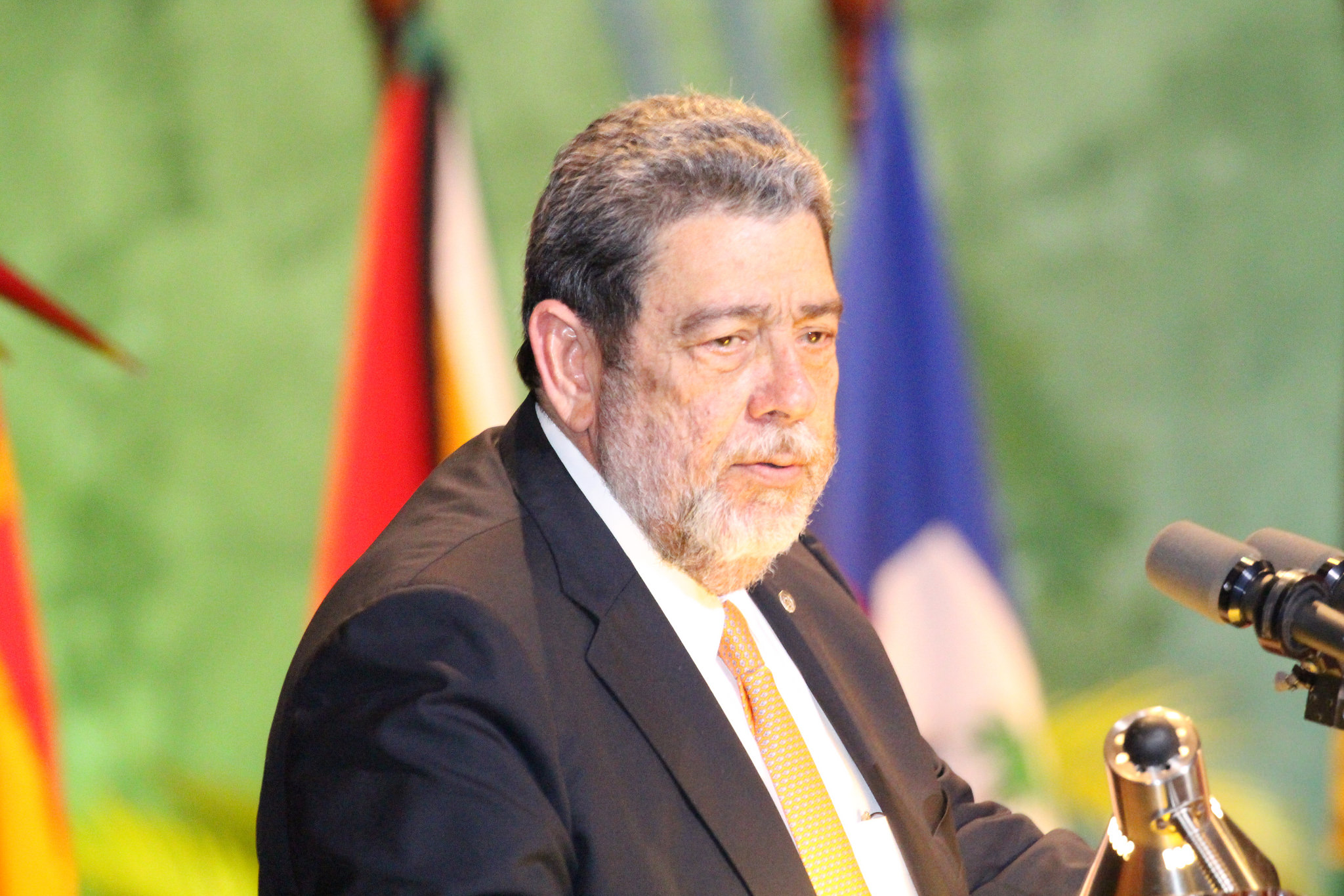 Regional leaders push back against policy targeting Cuban medical missions