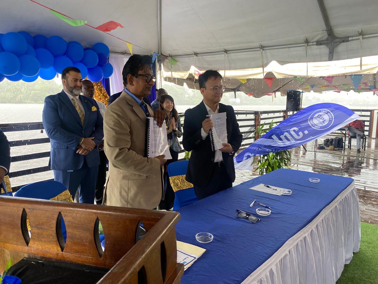 Contract signed for US$22.58M 15-megawatt solar farm in Linden