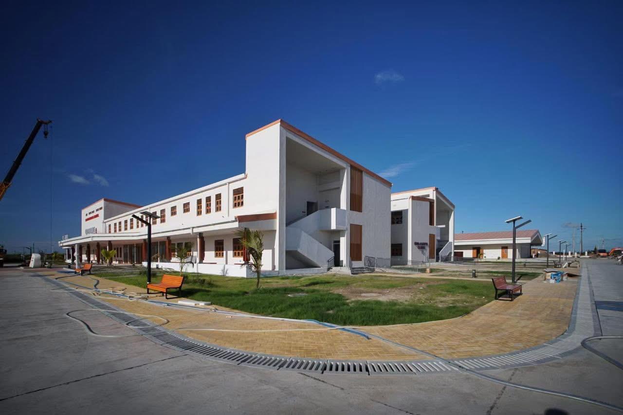 6,000 to be employed with opening of six new hospitals by September