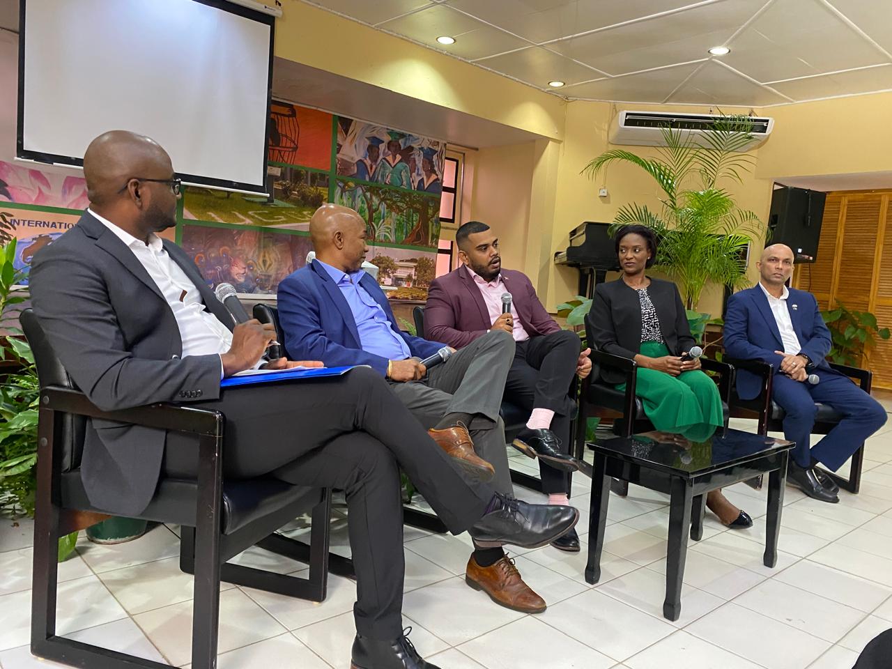 Business leaders encouraged to take risks, adapt to change