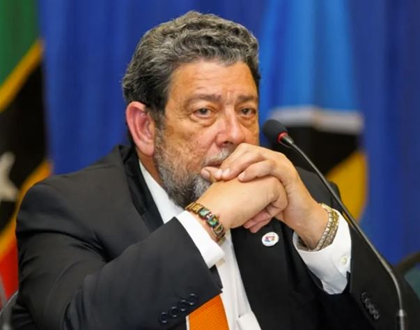 St Vincent PM urges calm in Venezuela-T&T row
