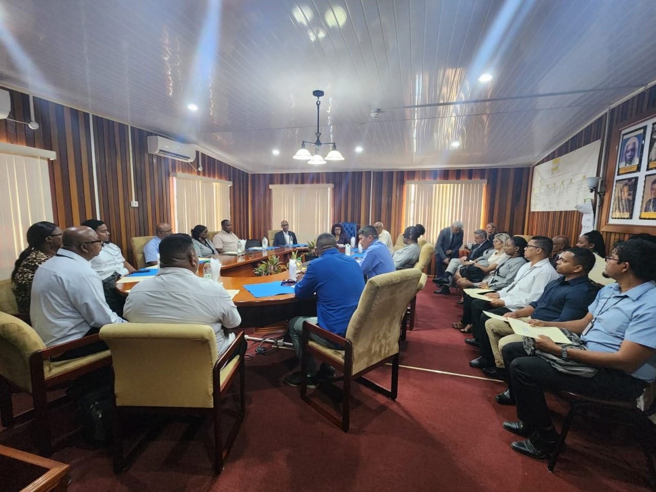 Returning officers, supernumerary returning officers take oath of office