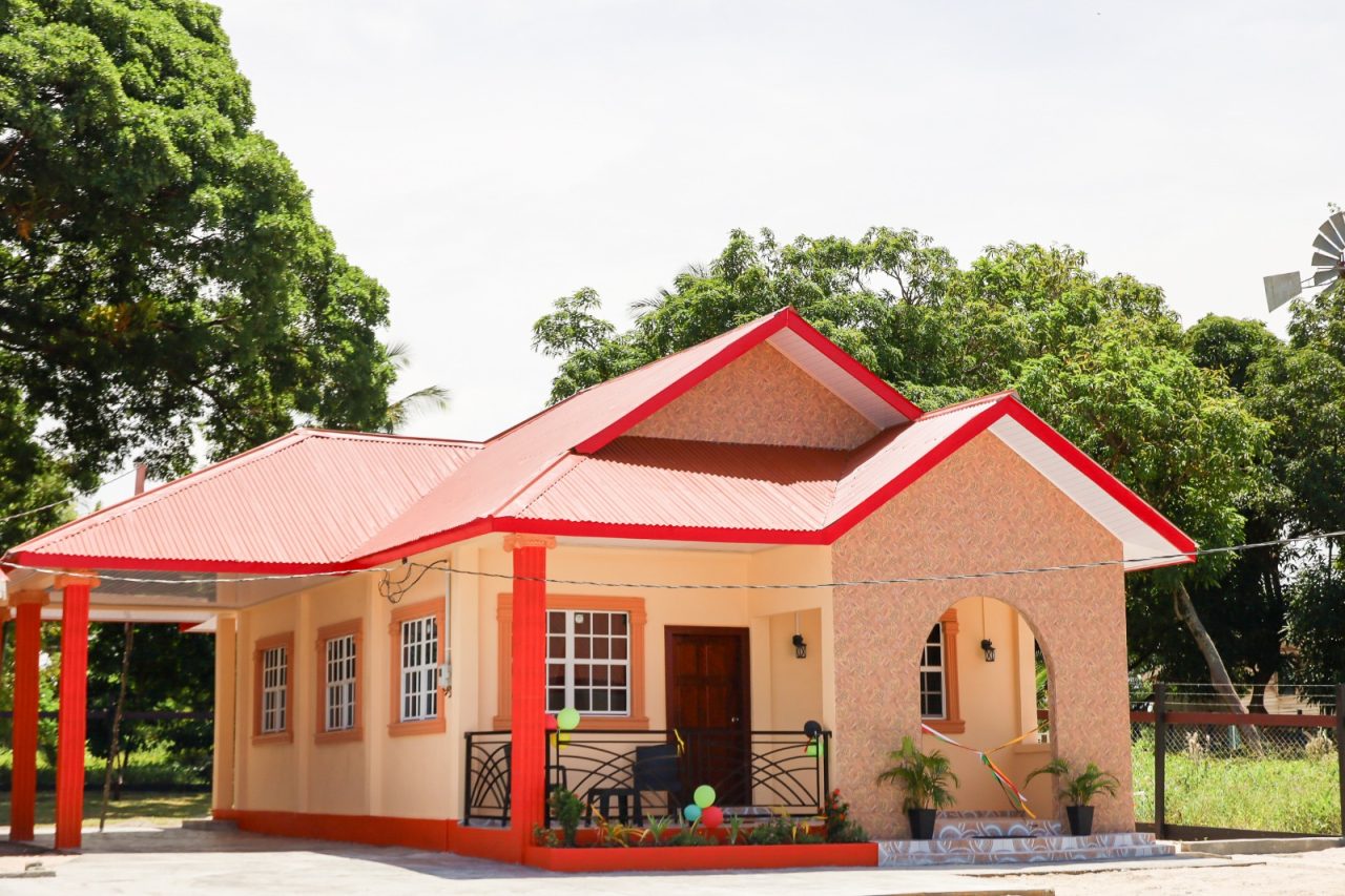 Tourism boost: Lake View Cabins at Mainstay/Whyaka officially opened