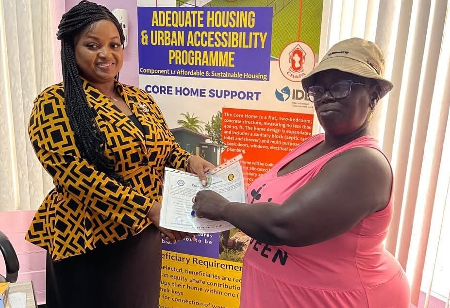 Haslington families receive core homes