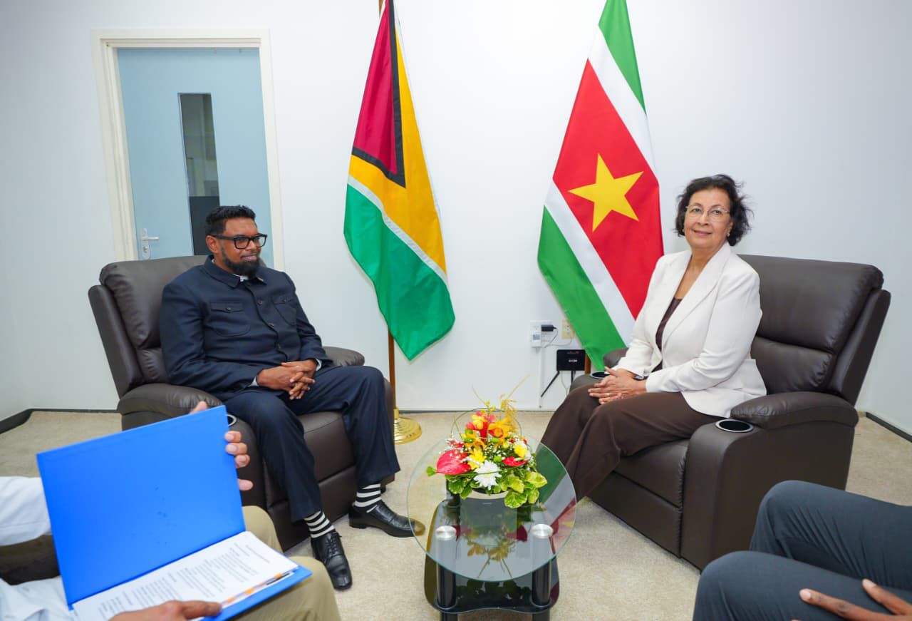 Suriname, Guyana leaders pledge energy cooperation, advance border, trade talks