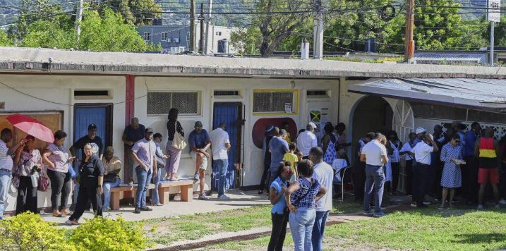 Jamaicans vote in tight leadership race; Guyana’s president poised for re-election