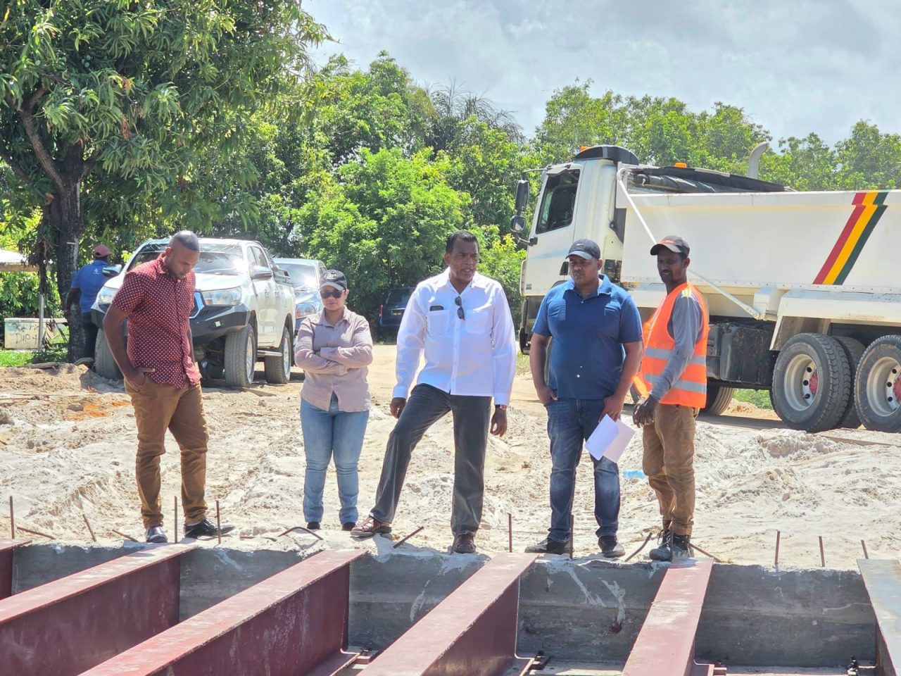 Minister Ramraj inspects progress of Capoey Bridge project