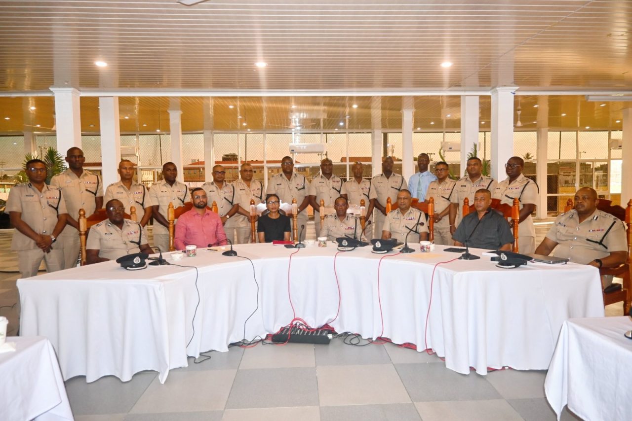 Minister Walrond: “The time for decisive leadership in the police force is now”