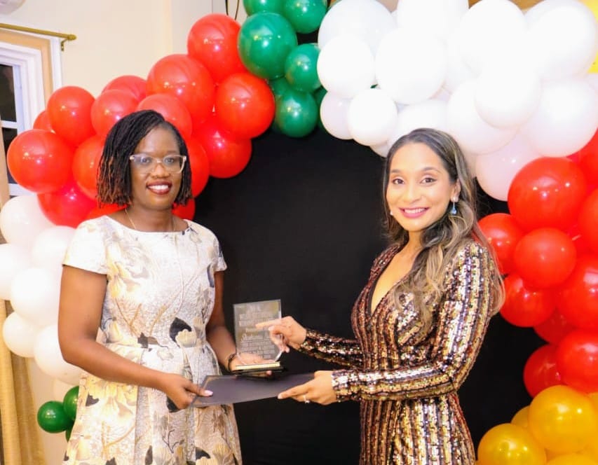 WeLead confers Outstanding Woman of Excellence Award on Shoshanna Lall
